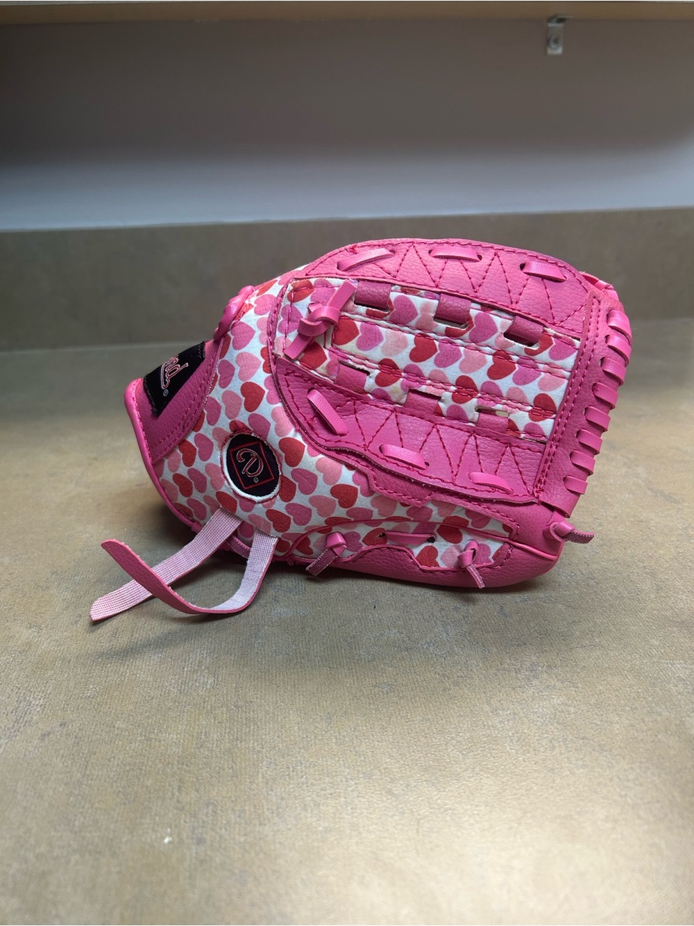 Diamond PINK Heart T-ball Baseball LH Glove Mitt Youth Model 00225, 9-1/2" RHT